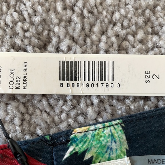 Alice + Olivia Floral Pants - Picture 4 of 4